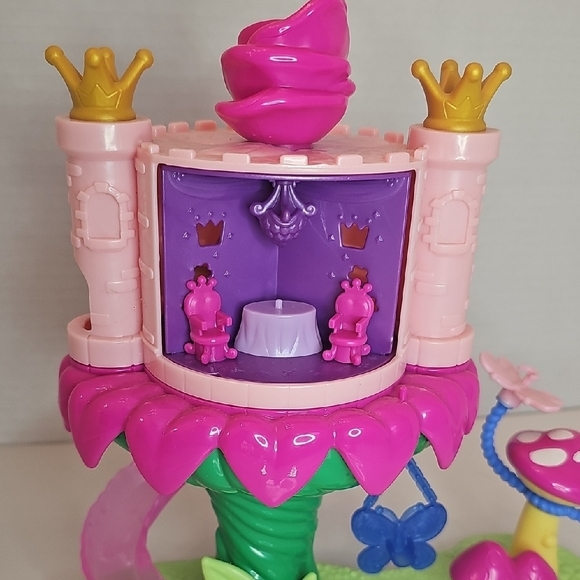 Polly Pocket Playset- Rainbow Funland Fairy - Picture 2 of 5